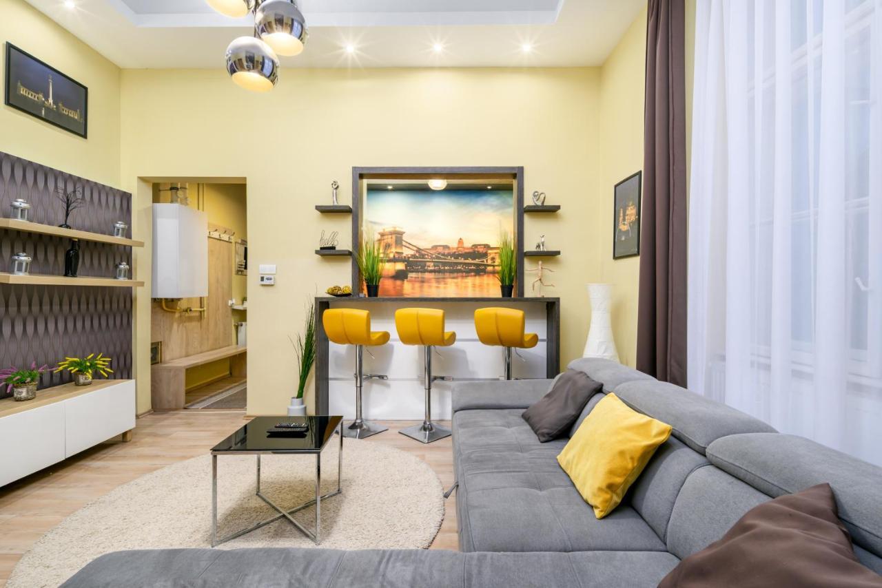 Downtown Deluxe-Two Bedroom Apartment With Sauna บูดาเปสต์ ภายนอก รูปภาพ